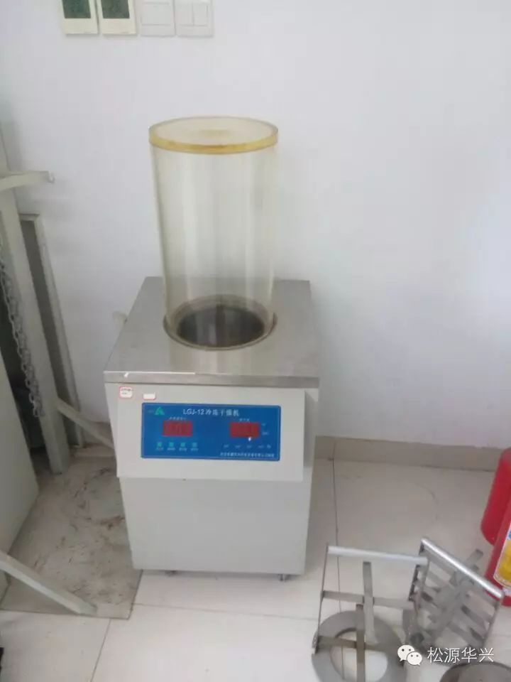 С䶳